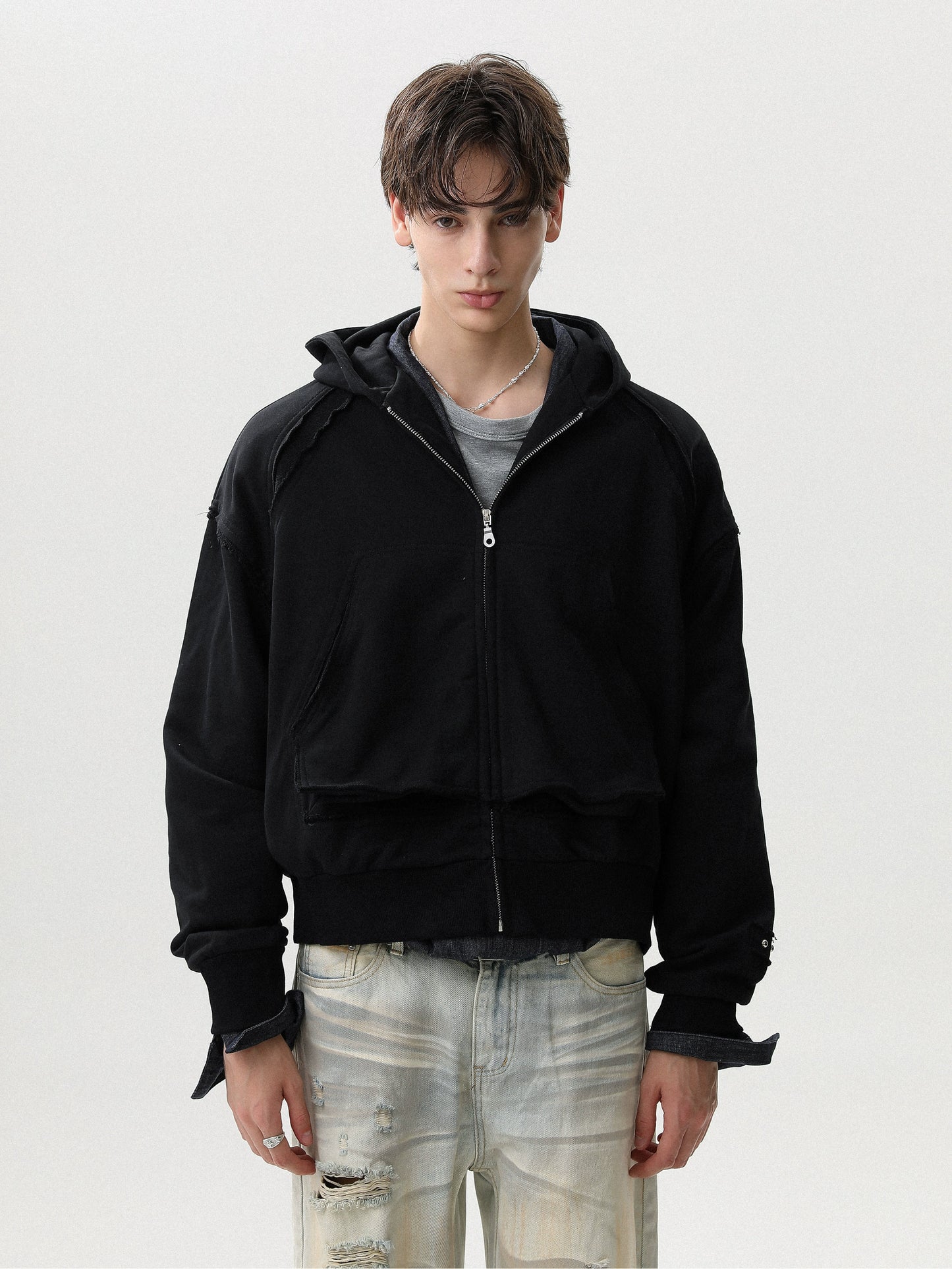 DISTRESSED CUT-OFF STITCH ZIP HOODIE
