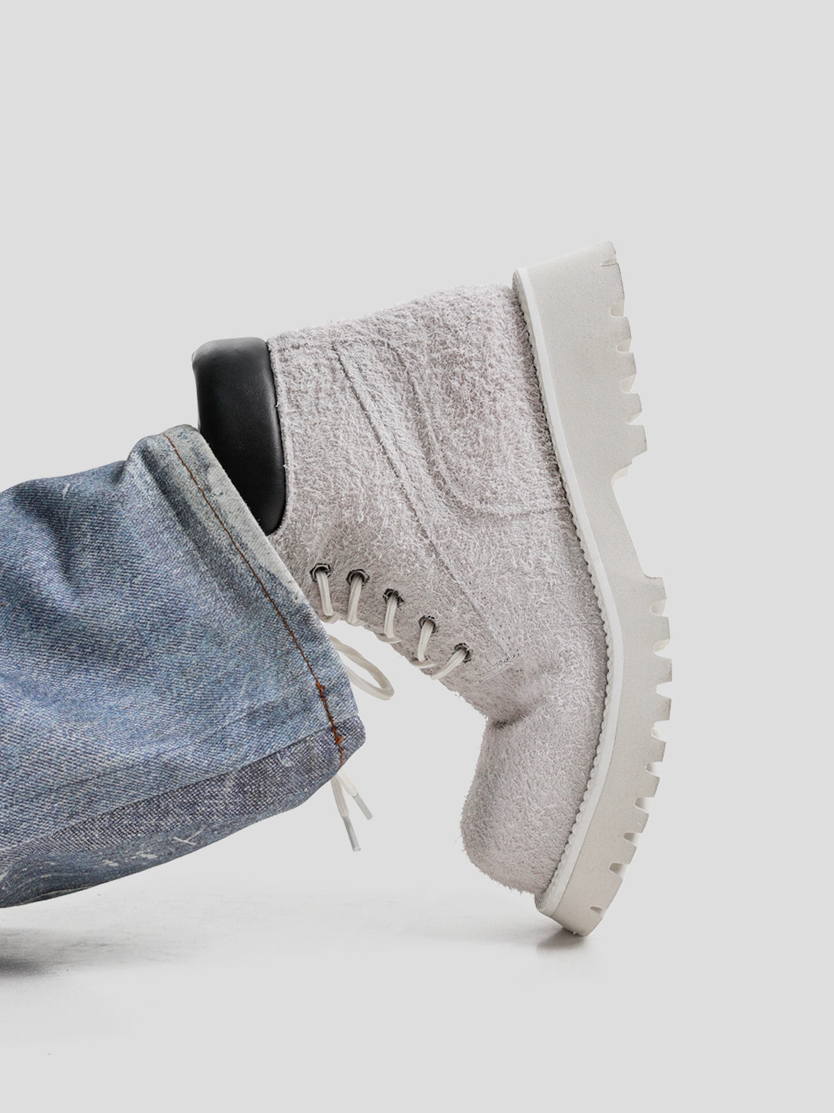 COWHIDE HIGHSOLE COMBAT BOOTS