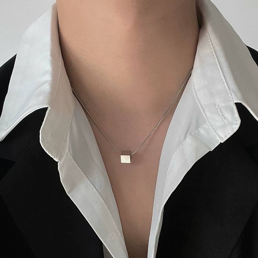 CUBE PENDANT NECKLACE