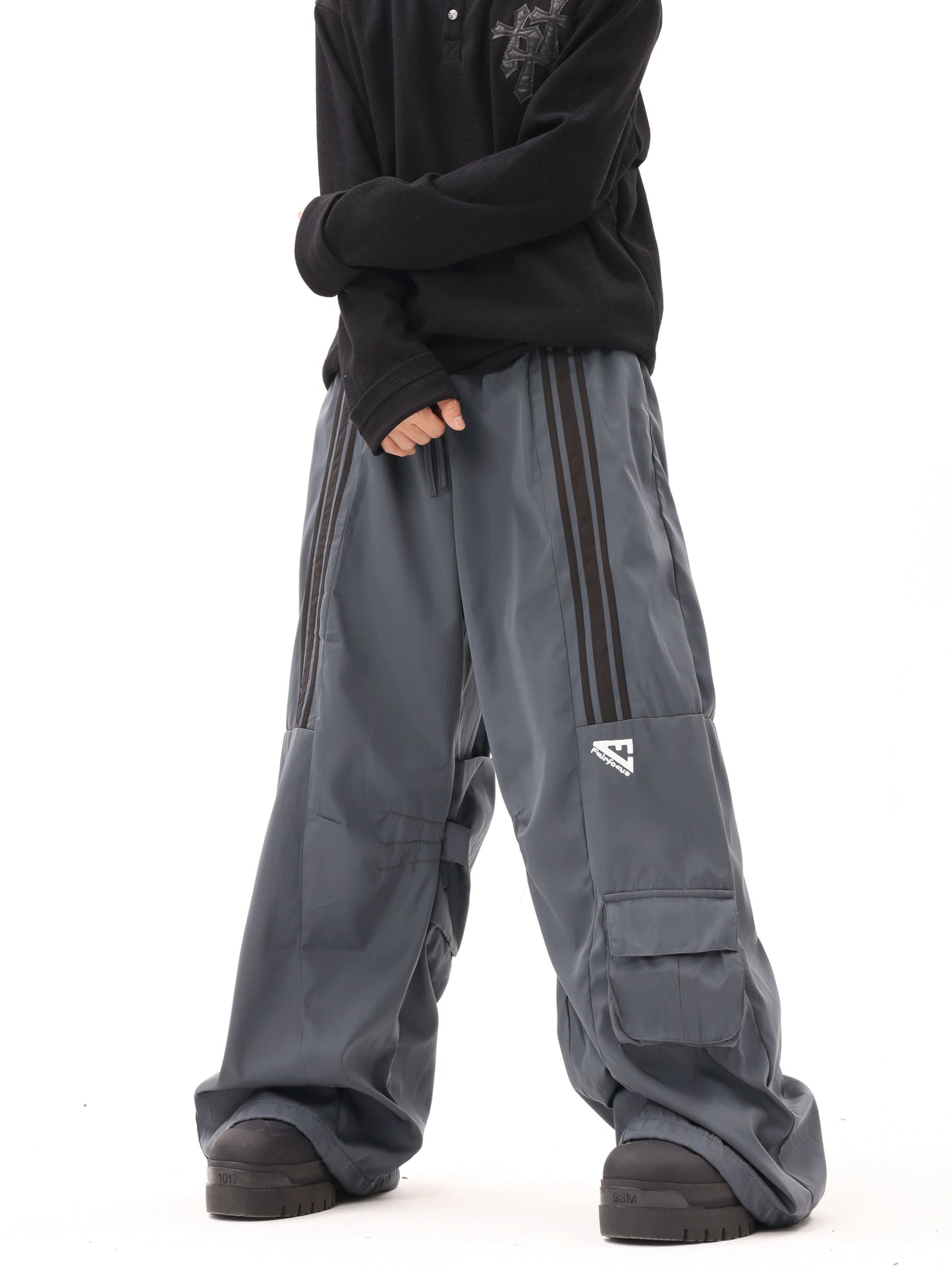 STRIPE MULTI POCKET CARGO TRACK PANTS