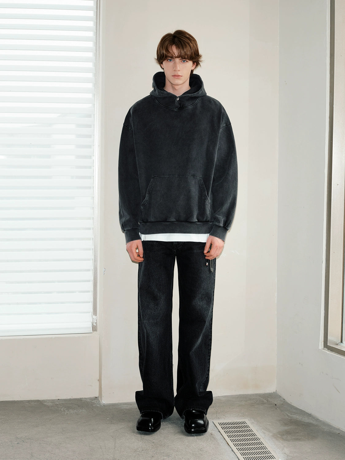 WASHED HOODED BOTTON SWEATSHIRT