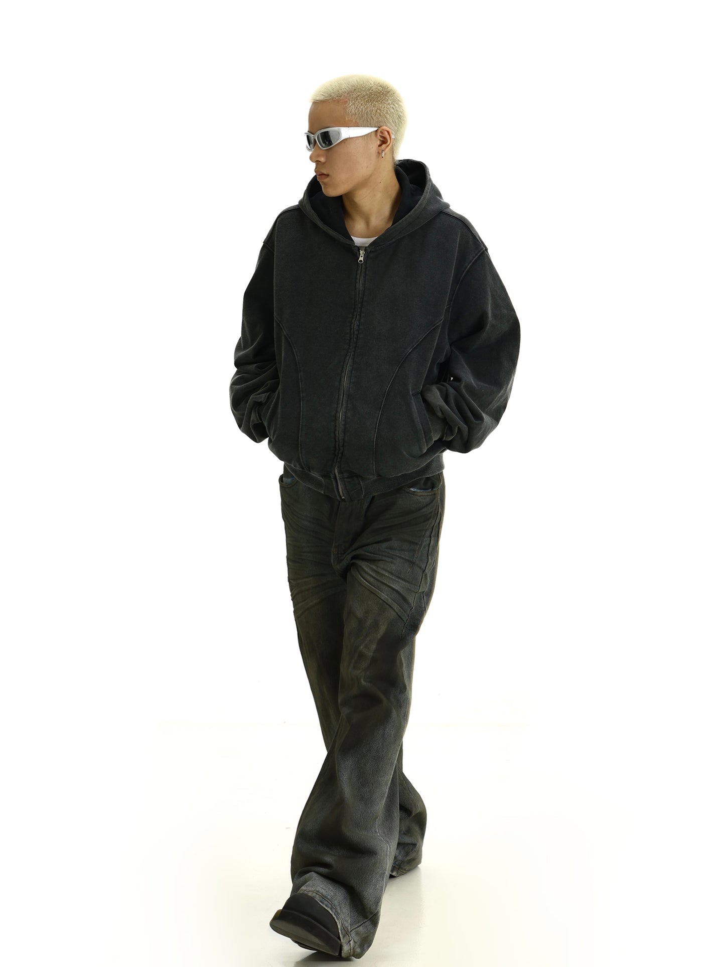 VINTAGE DISTRESSED ZIPPED HOODIE