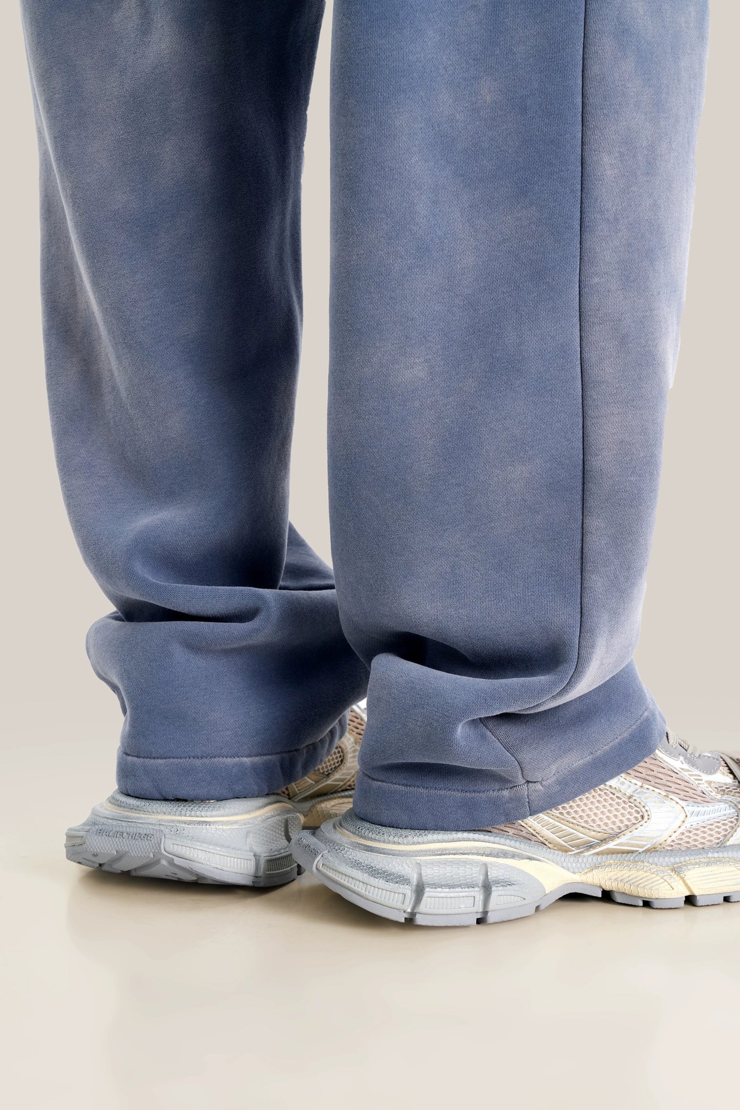 GRADIENT WASHED SWEAT PANTS