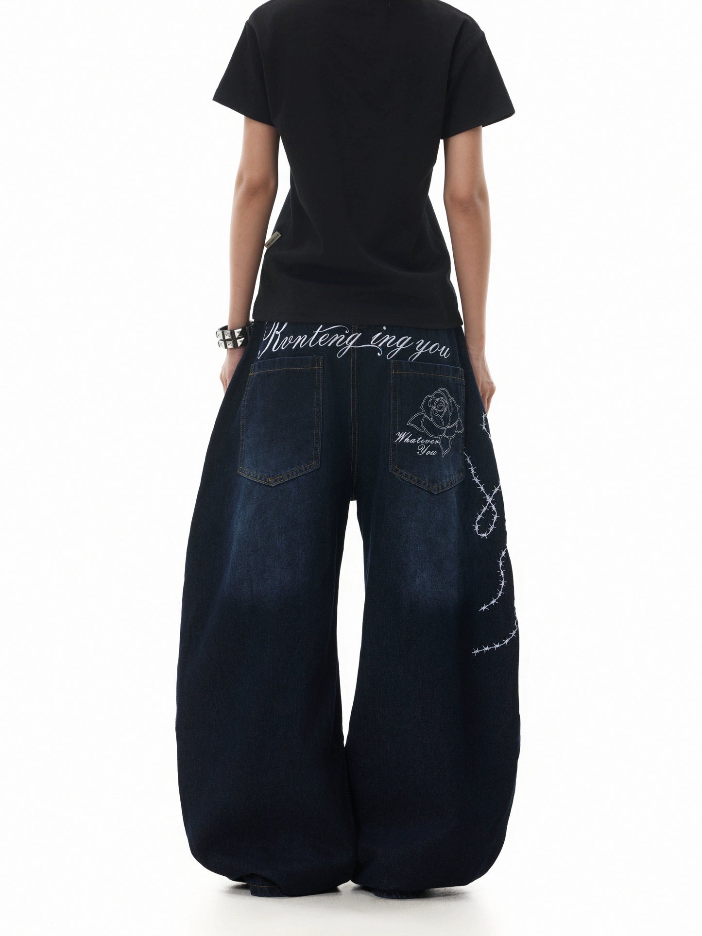 BACK PRINT LIGHTNING WASH DISTRESSED BAGGY DENIM PANTS