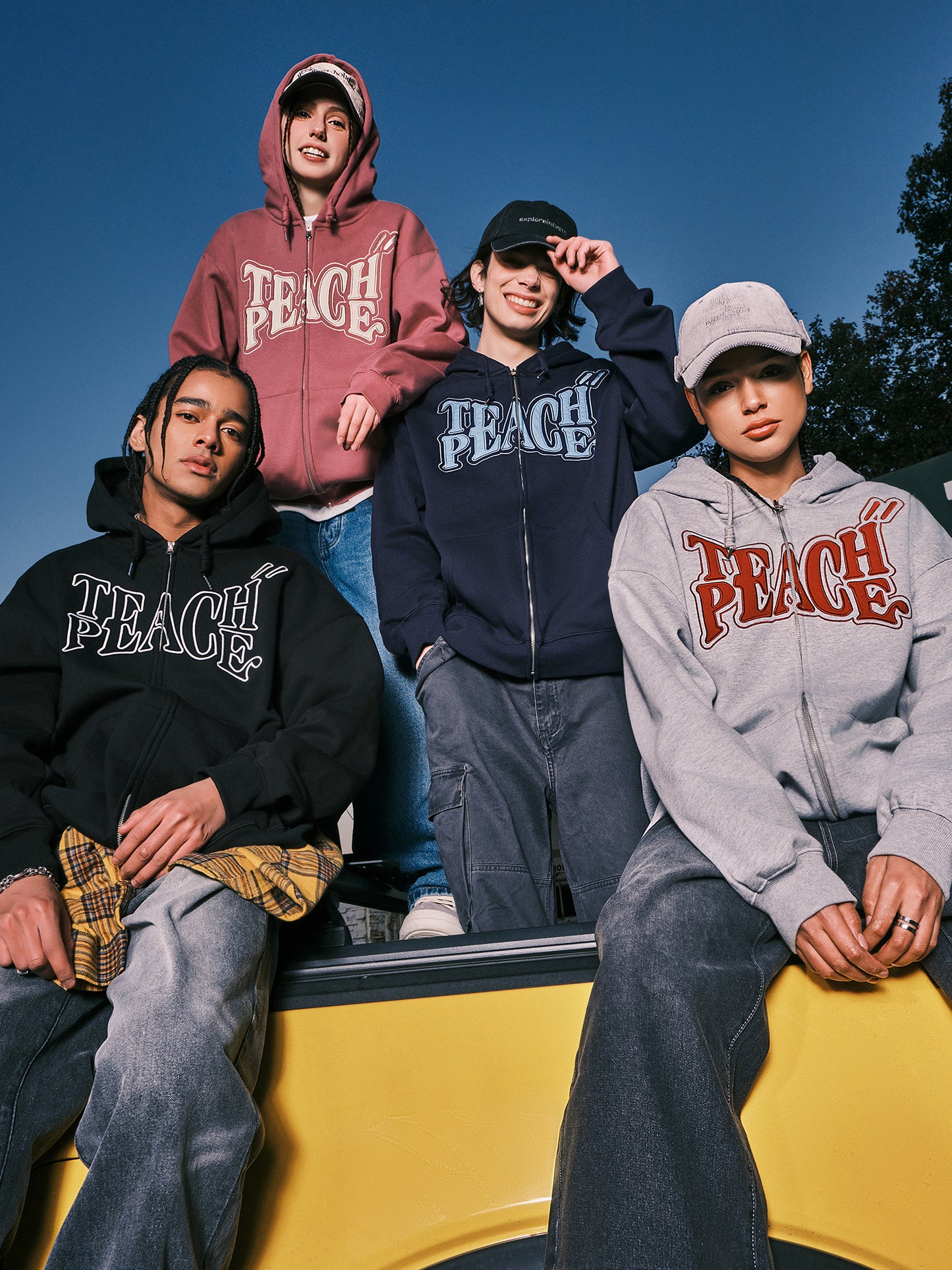 PATCH EMBROIDERY ZIPPED HOODIE