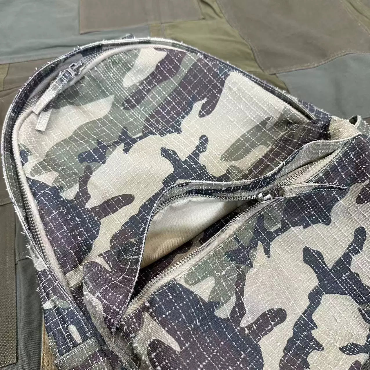 CAMOUFLAGE CANVAS BACKPACK
