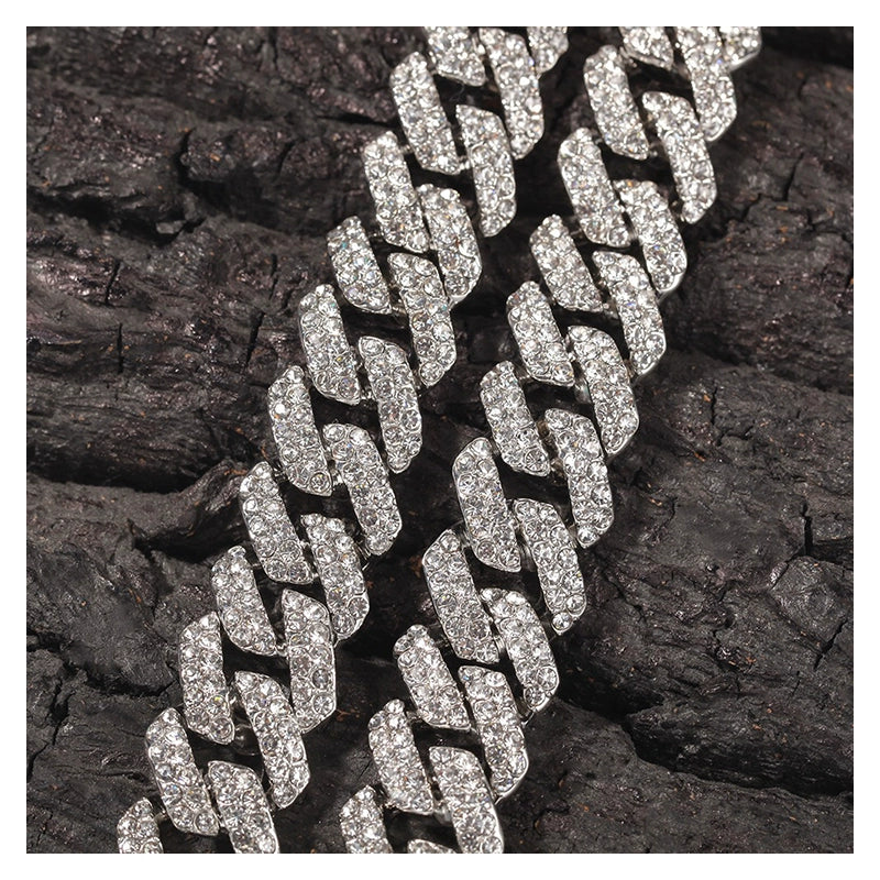 CUBAN ICED CHAIN NECKLACE