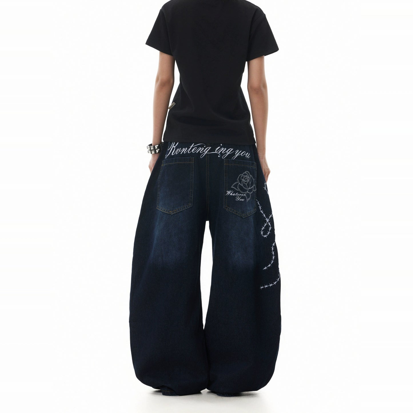 BACK PRINT LIGHTNING WASH DISTRESSED BAGGY DENIM PANTS