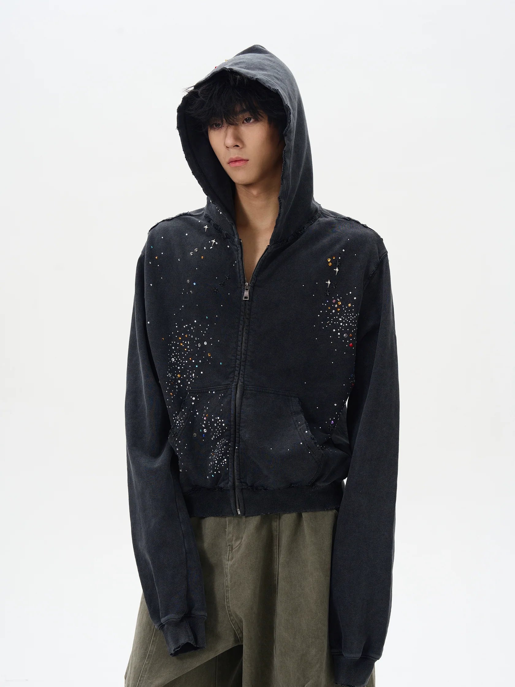 RHINESTONE DAMAGED ZIPPED HOODIE – GEEK RHINESTONE DAMAGED ZIPPED HOODIE – GEEK