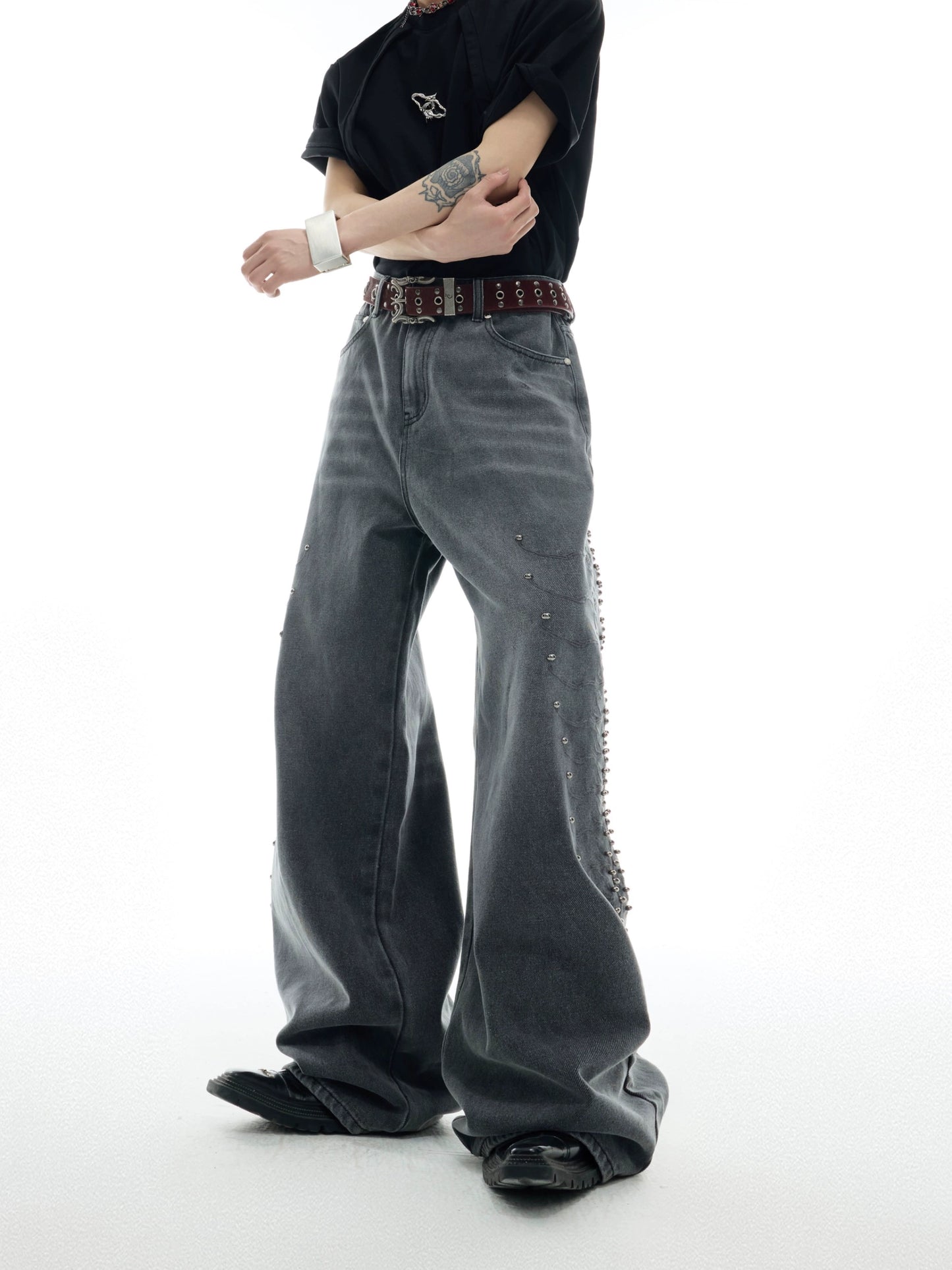 WASHED GRAPHIC RHINESTONE DENIM PANTS