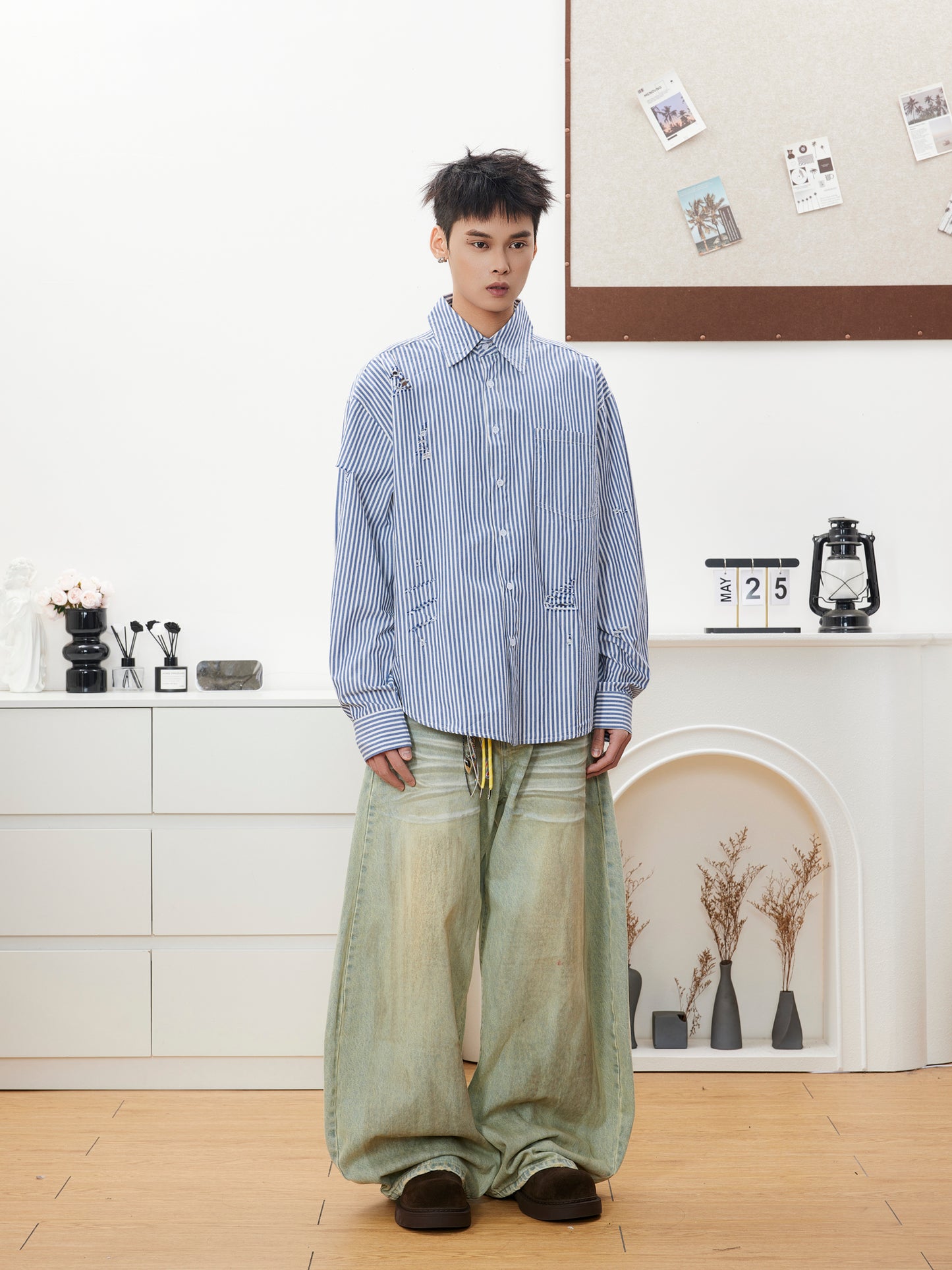 DYE WASHED DISTRESSED BAGGY DENIM PANTS