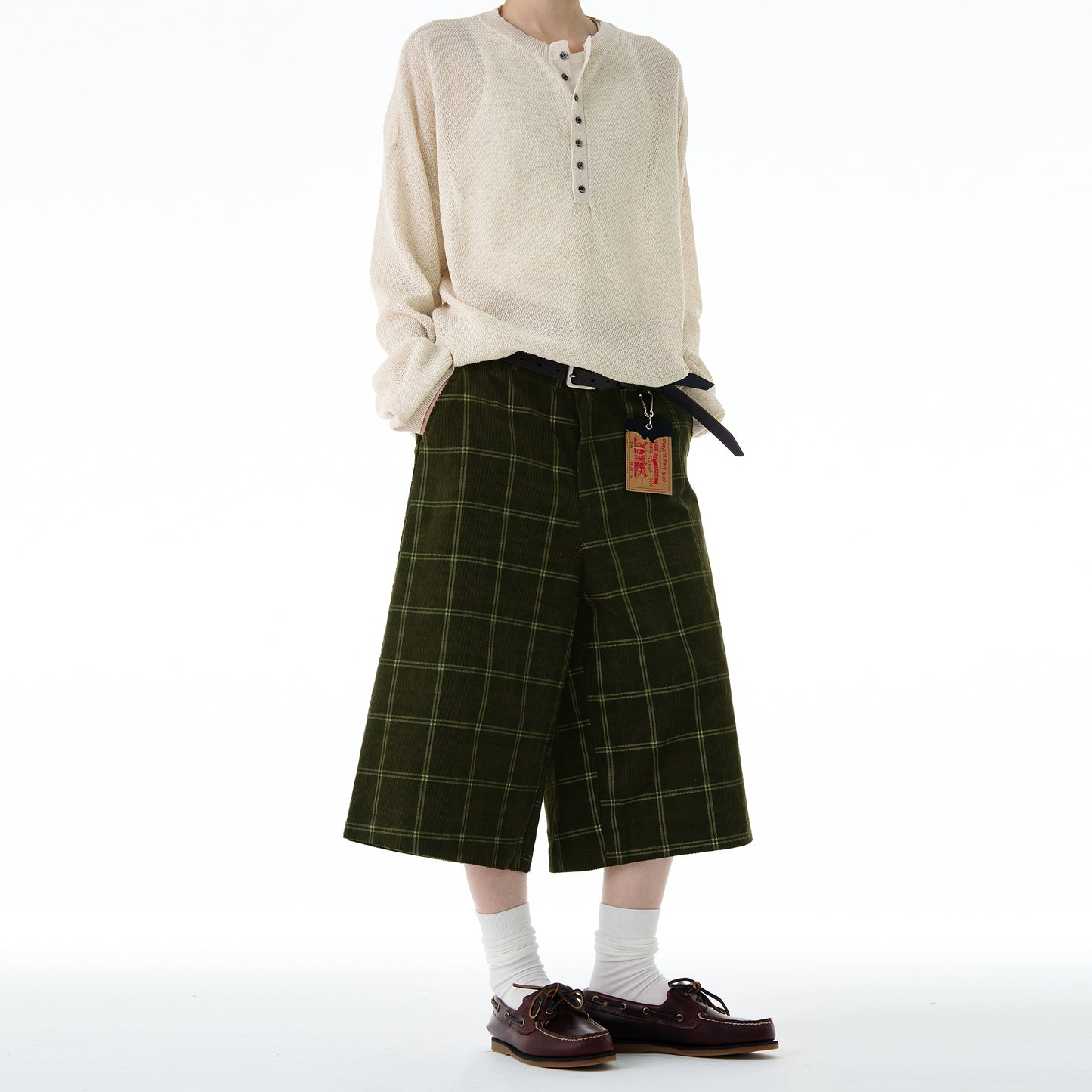 VINTAGE PLAID KNEE SHORTS