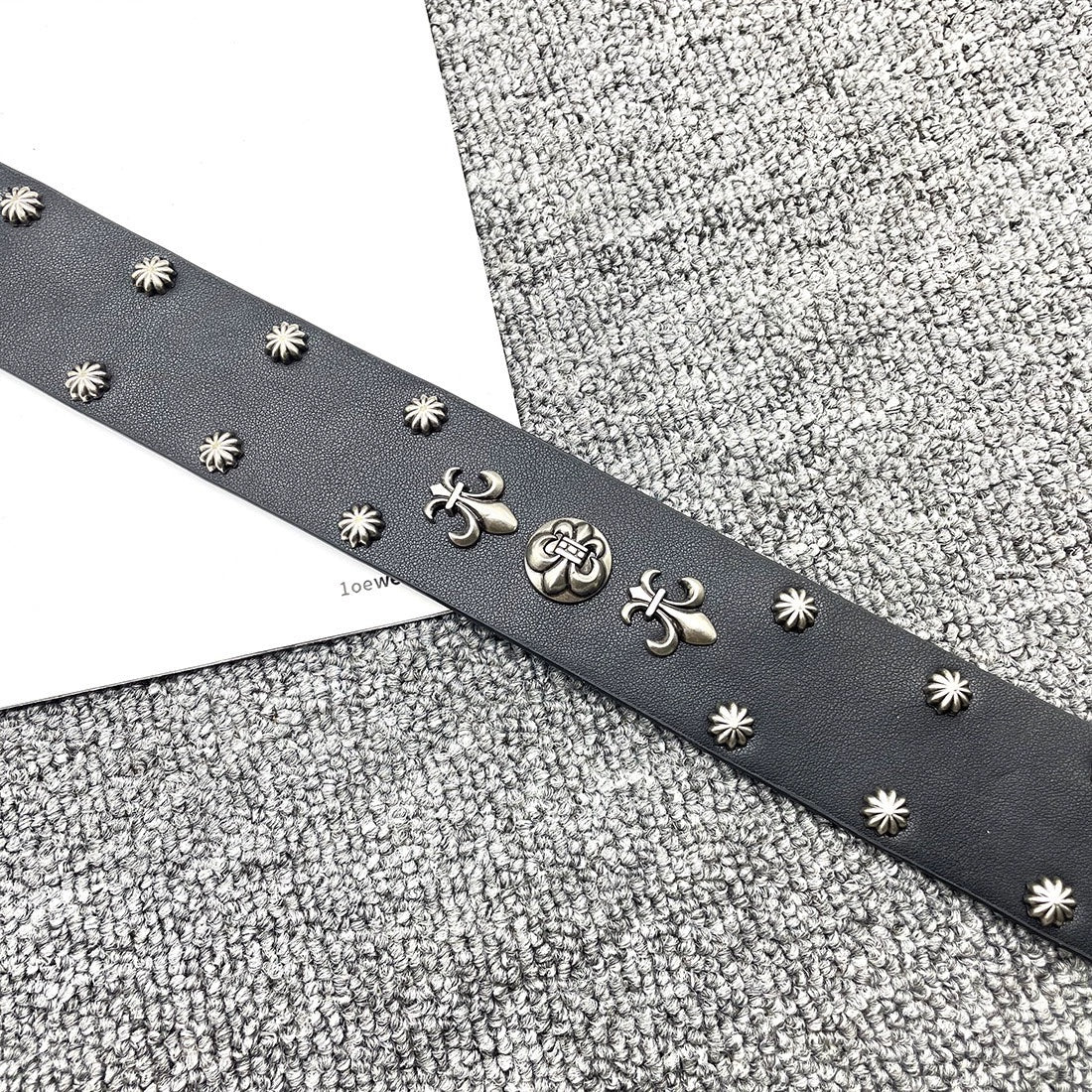 SILVER CREST STUDDED BELT