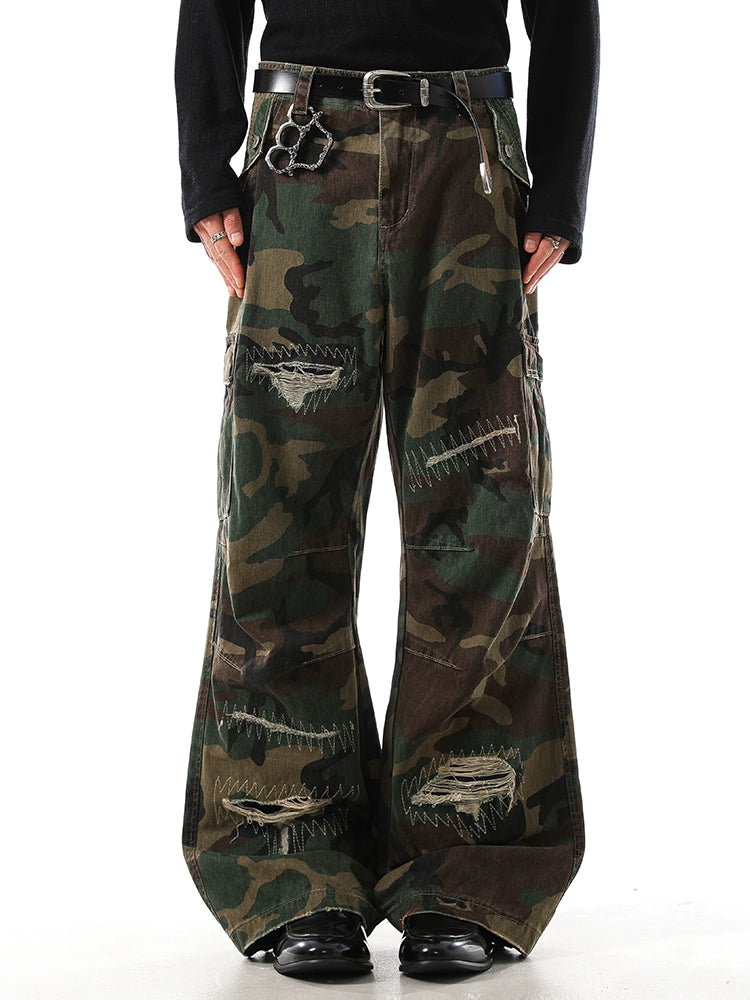 CAMO DESTROYED WIDE LEG PANTS