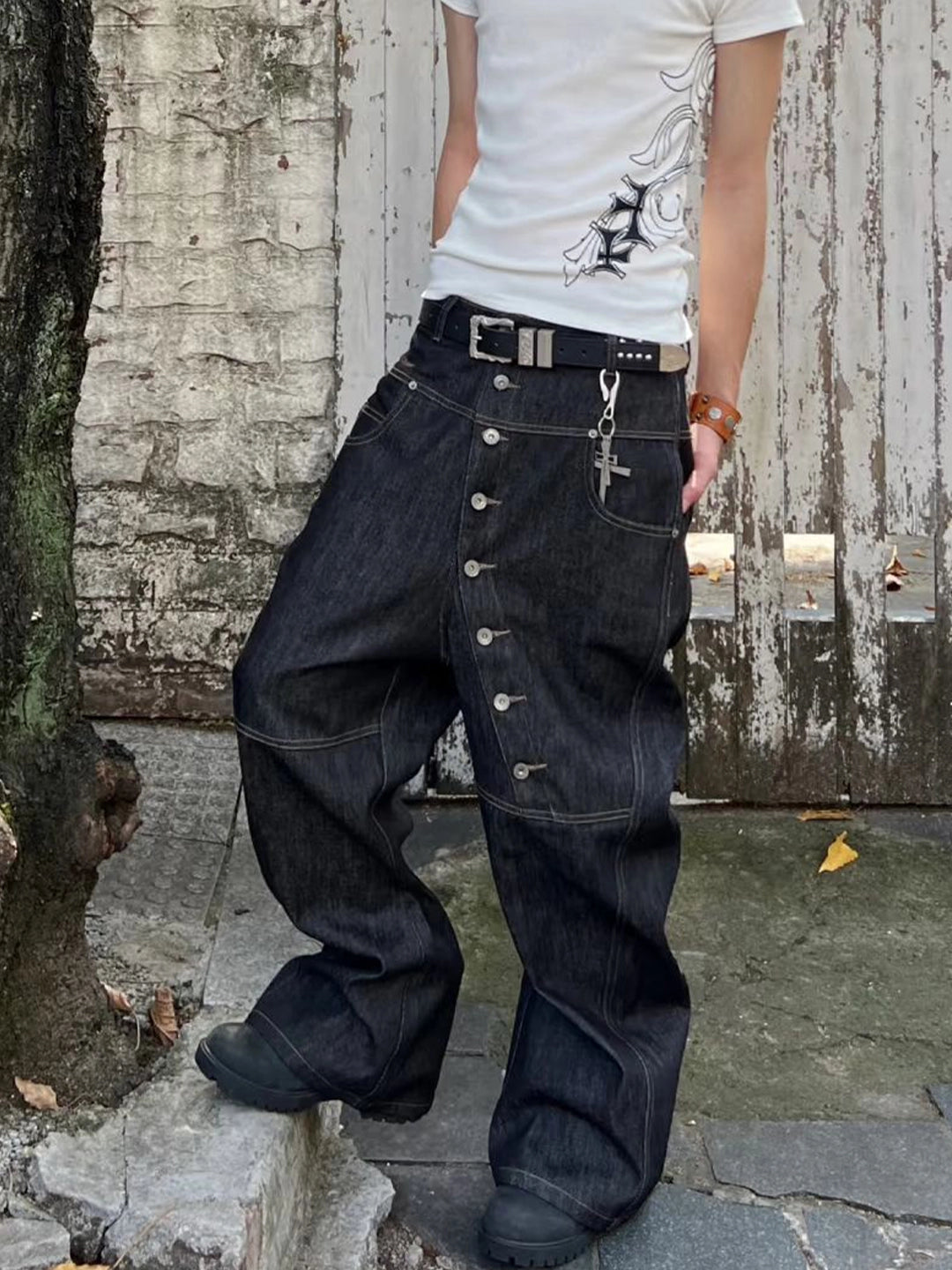 ASYMMETRIC BUTTON BAGGY DENIM