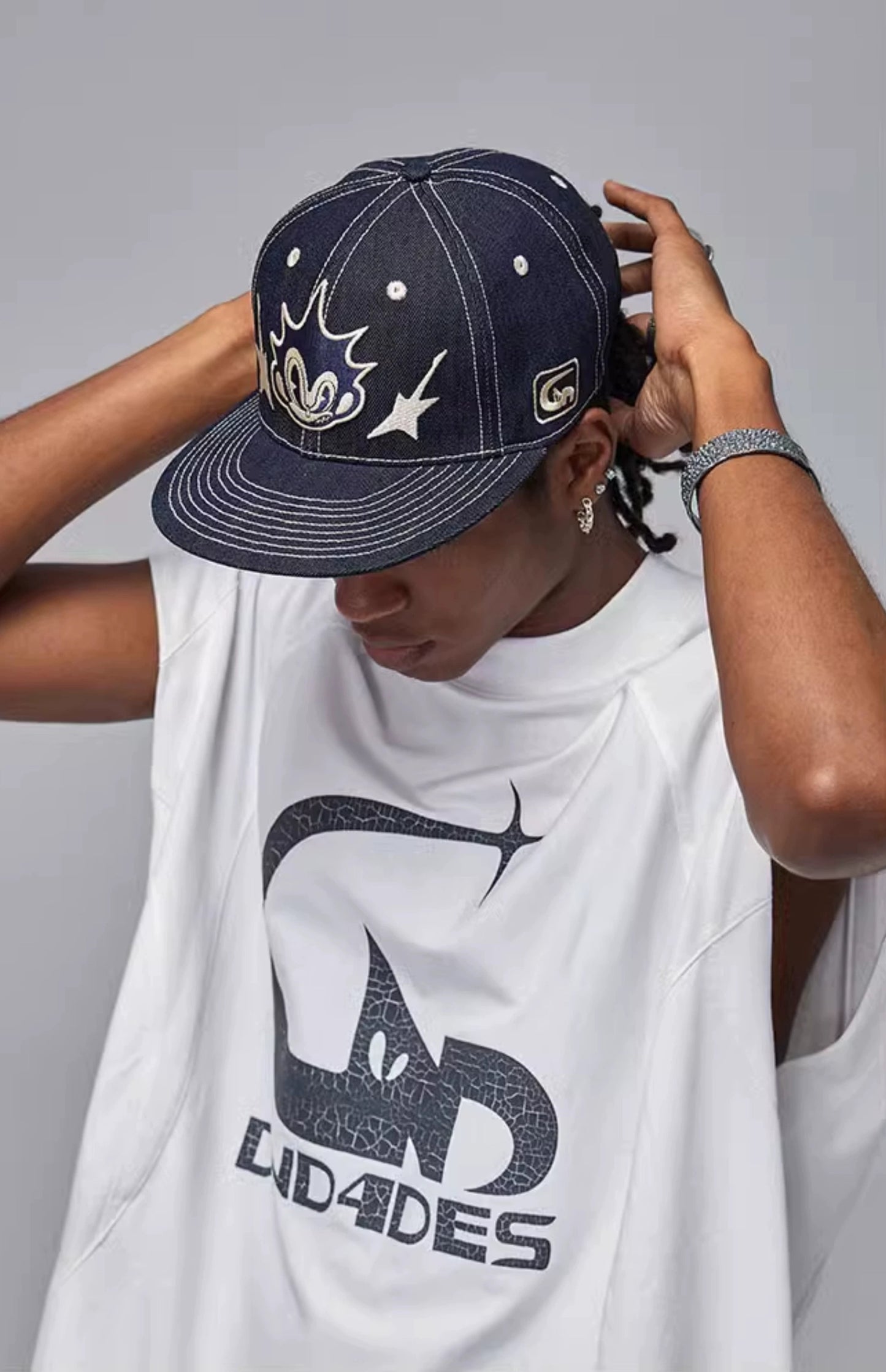 VERSATILE BASEBALL CAP