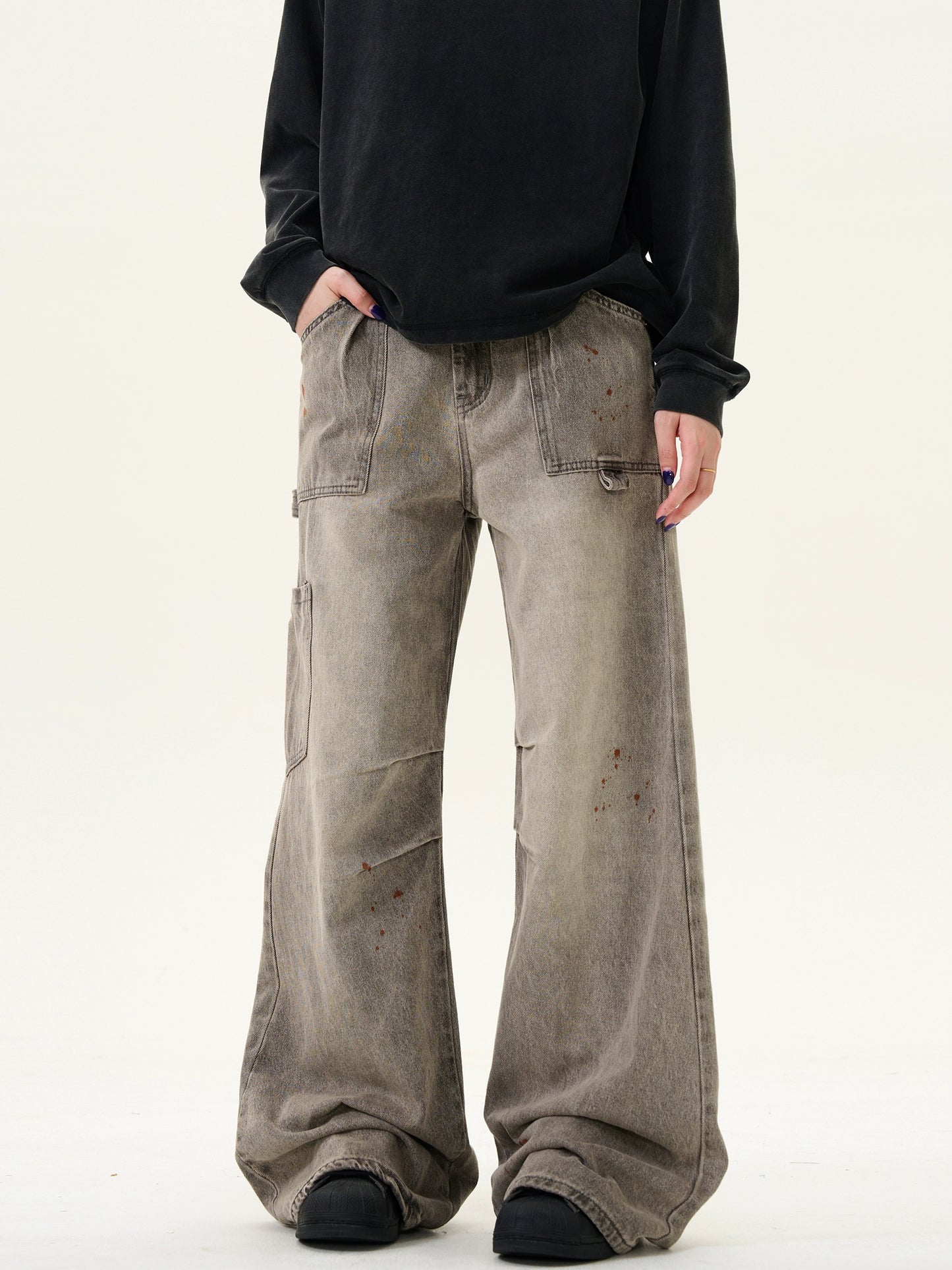 DISTRESSED DOUBLE PLATED CARGO DENIM PANTS