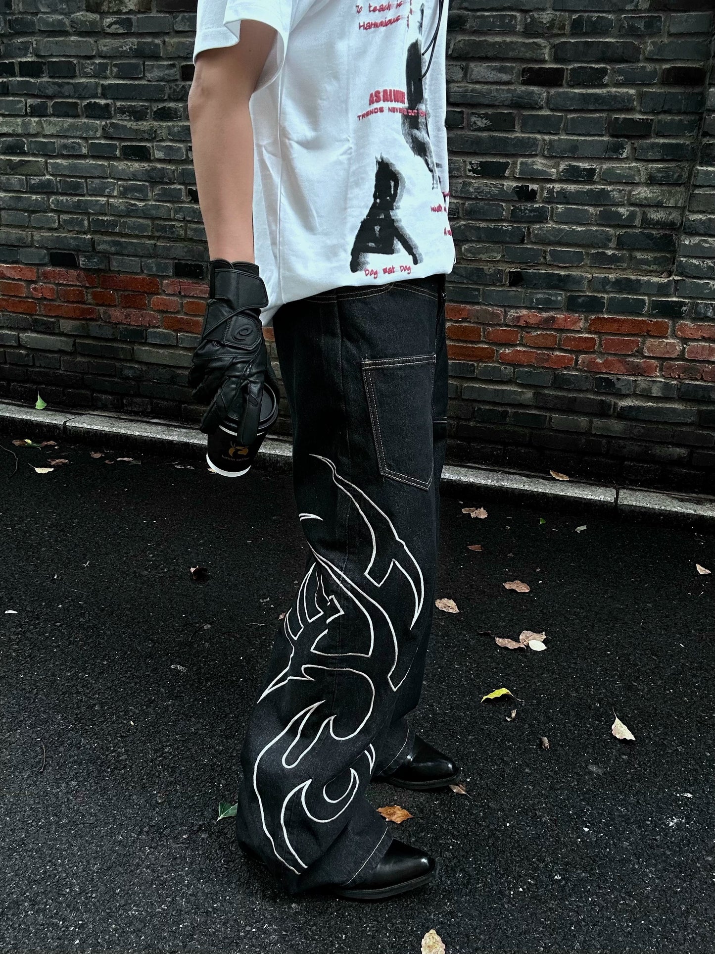 SIDE GRAPHIC REVERSE POCKET DENIM
