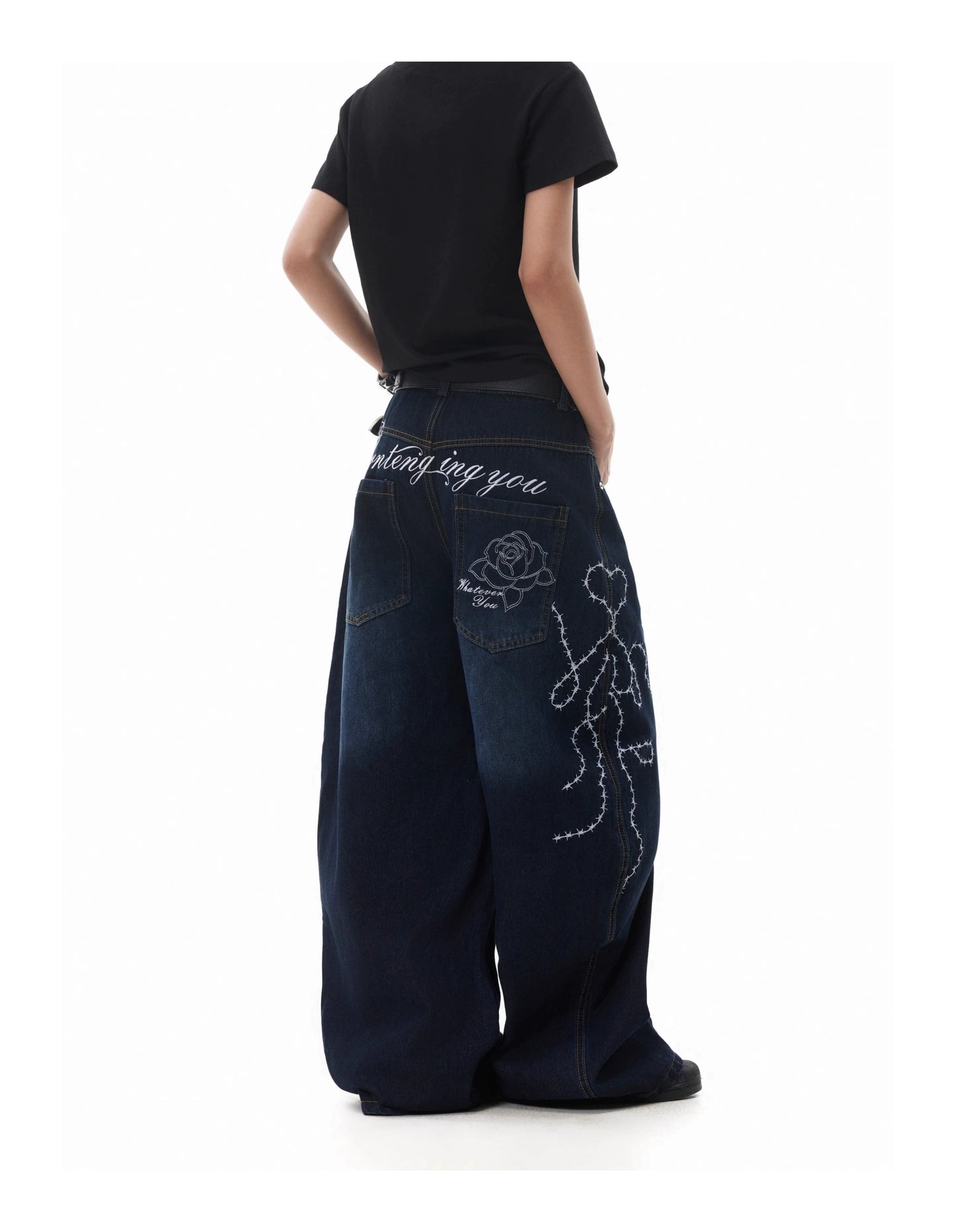 BACK PRINT LIGHTNING WASH DISTRESSED BAGGY DENIM PANTS