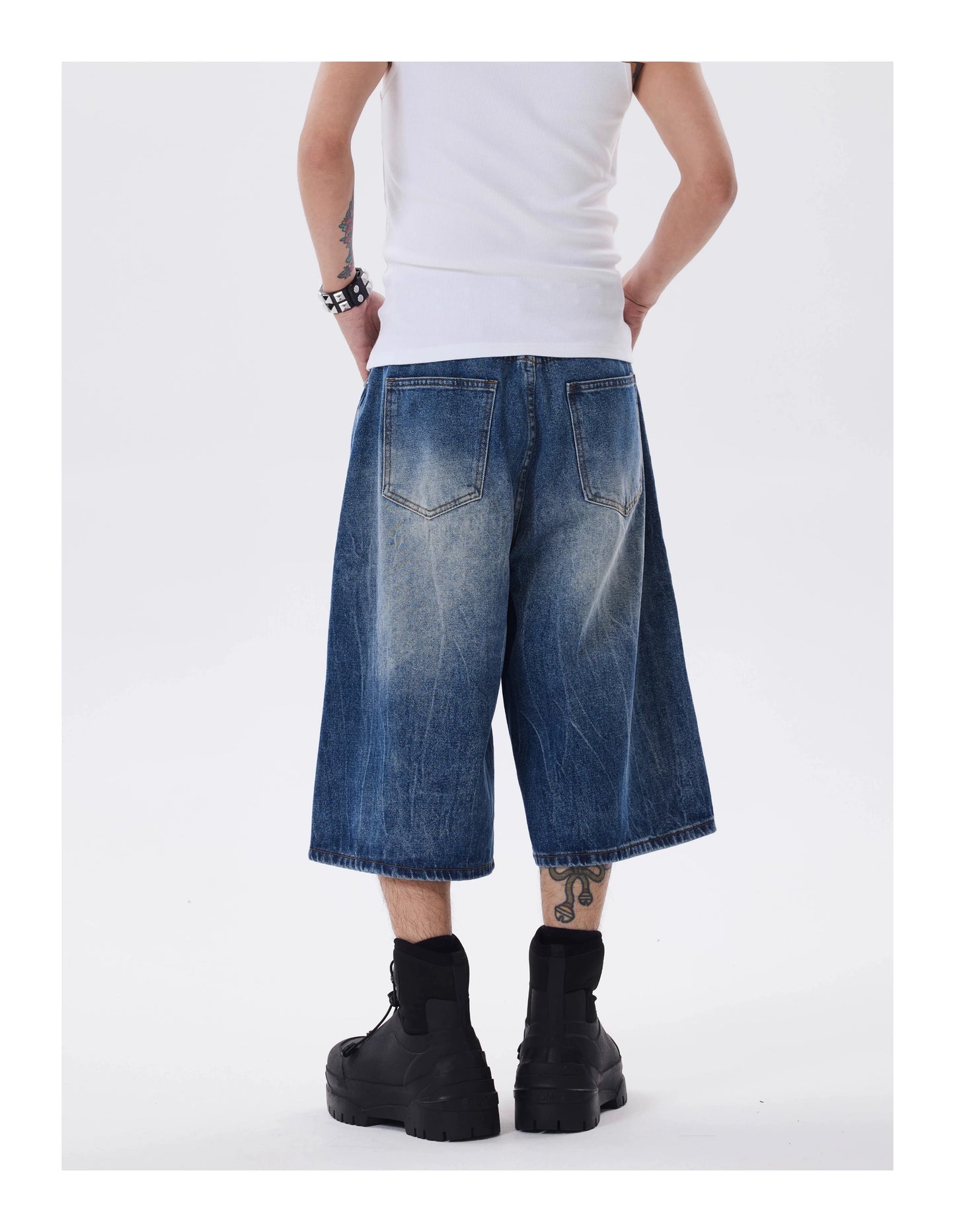 RETRO RIPPLE WSHED DENIM SHORTS