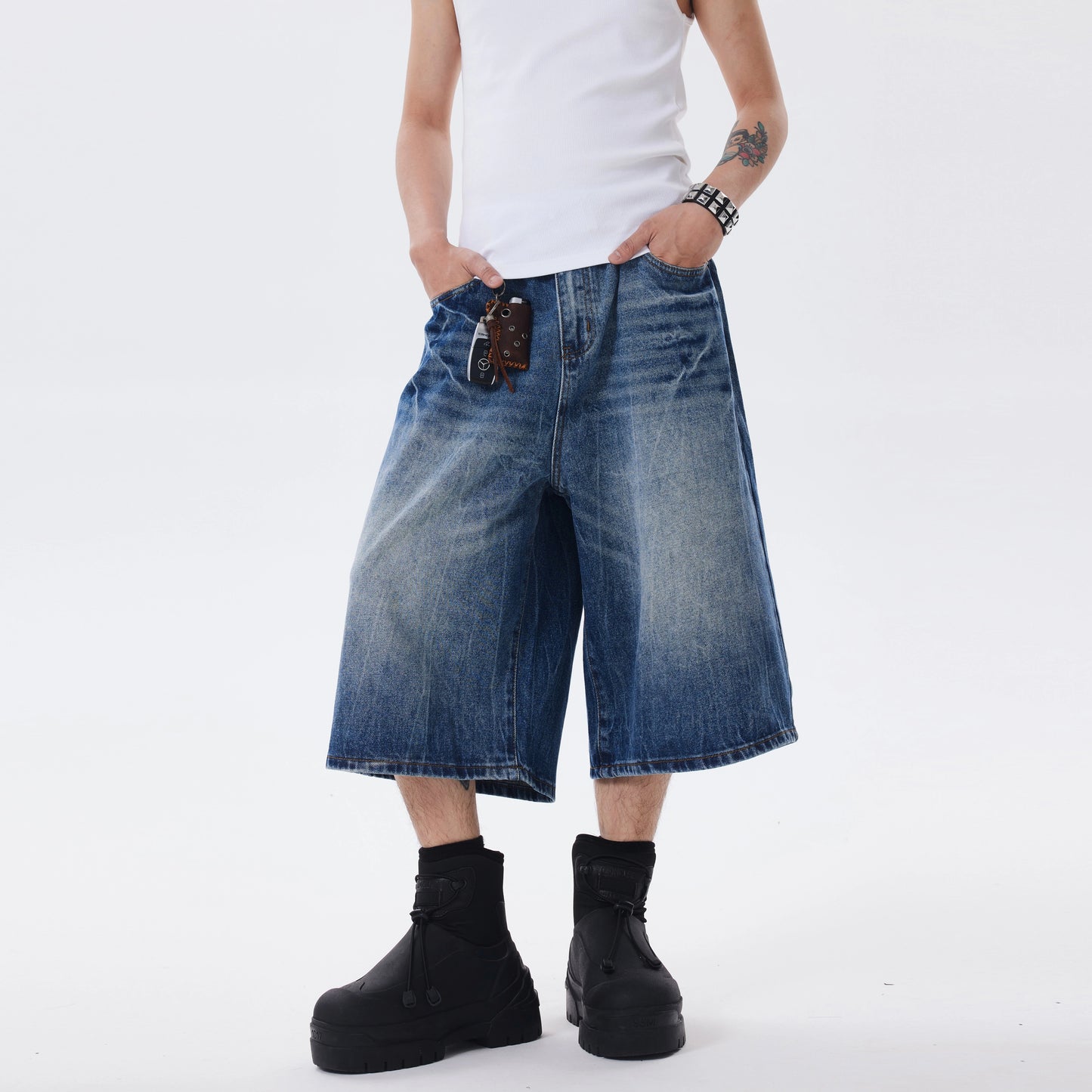 RETRO RIPPLE WSHED DENIM SHORTS