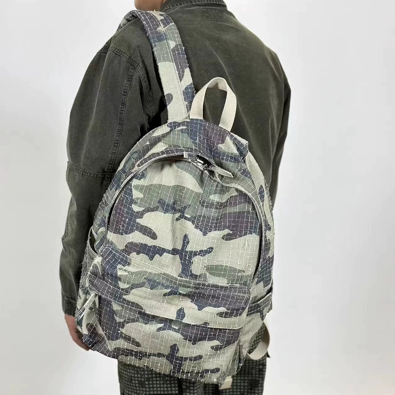 CAMOUFLAGE CANVAS BACKPACK