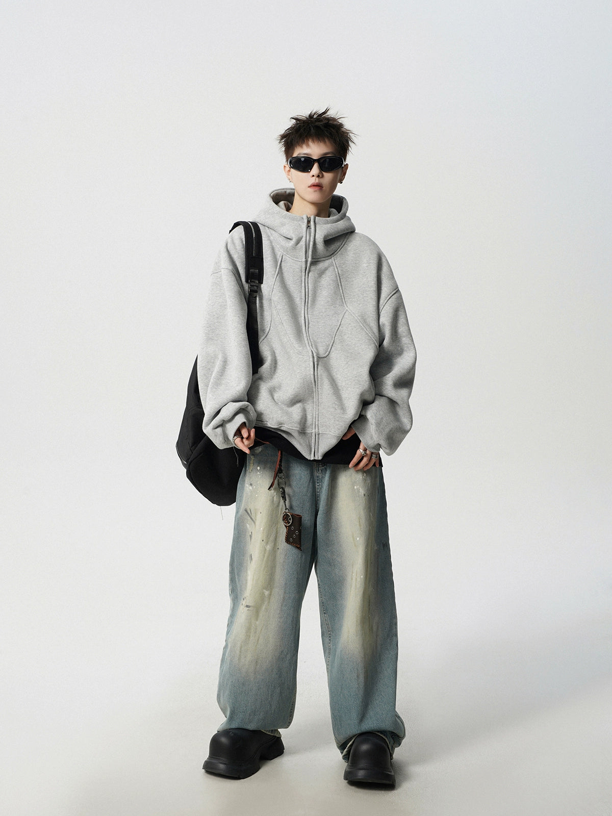 HIGH NECK JIPPED HOODIE