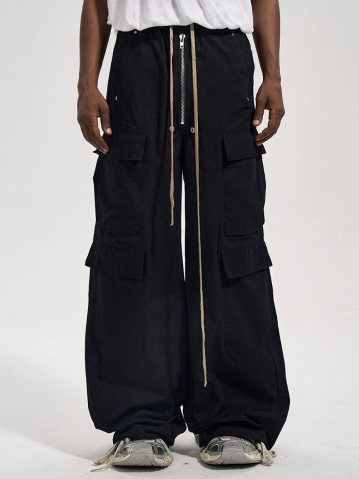 ZIP SIDE POCKET CARGO PANTS