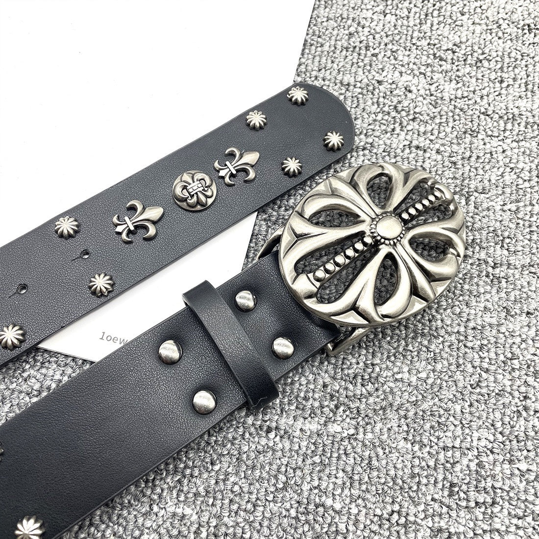 SILVER CREST STUDDED BELT