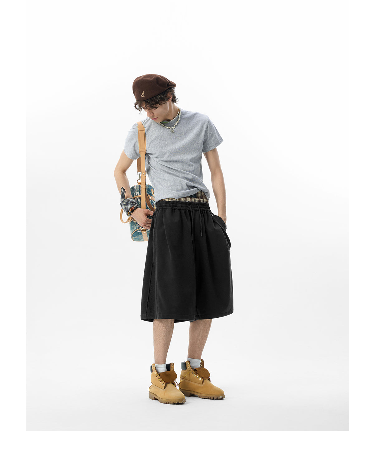 DRAWSTRING WAIST HEAVY SWEAT SHORTS