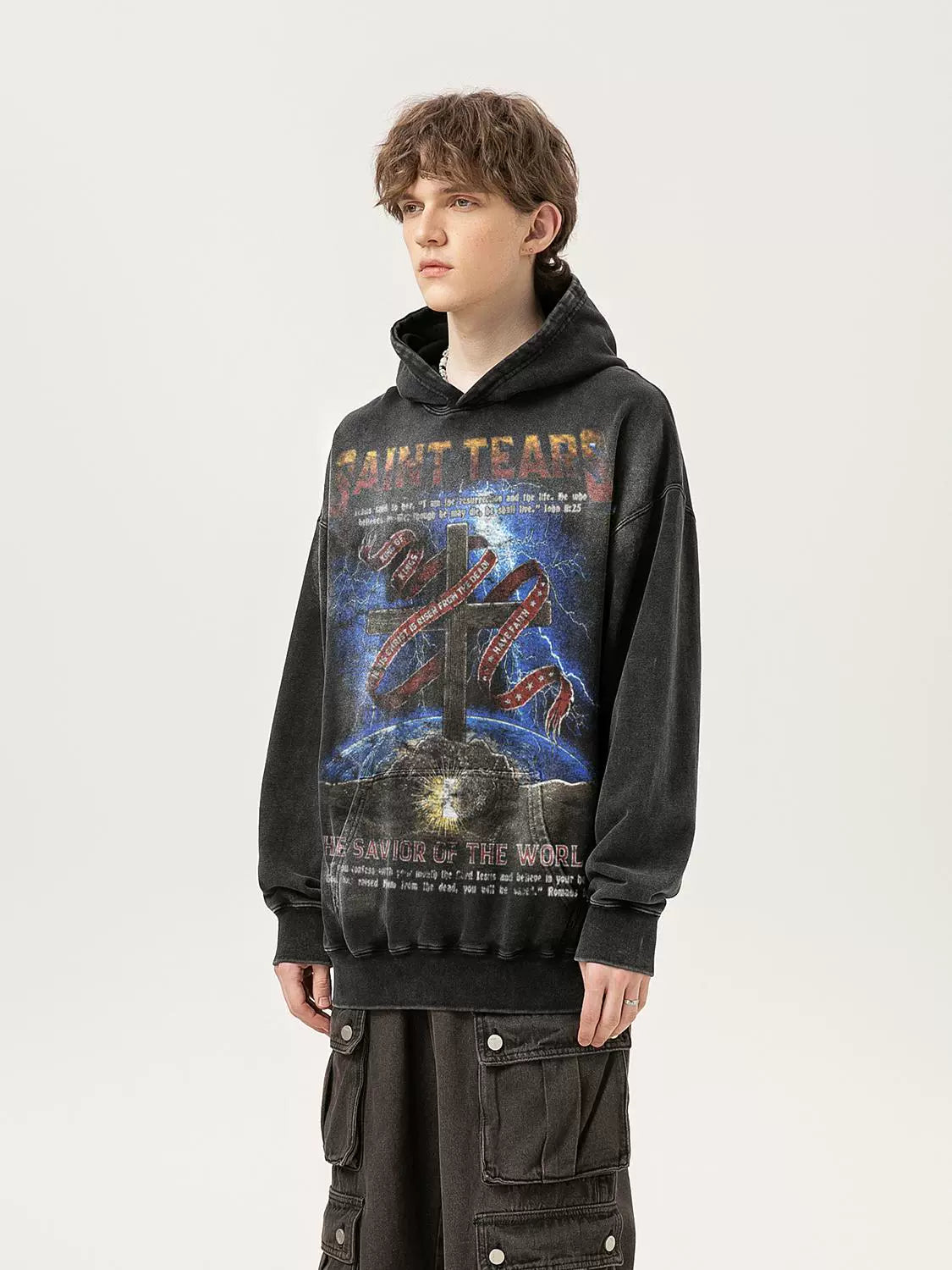 VINTAGE GRAPHIC HOODIE