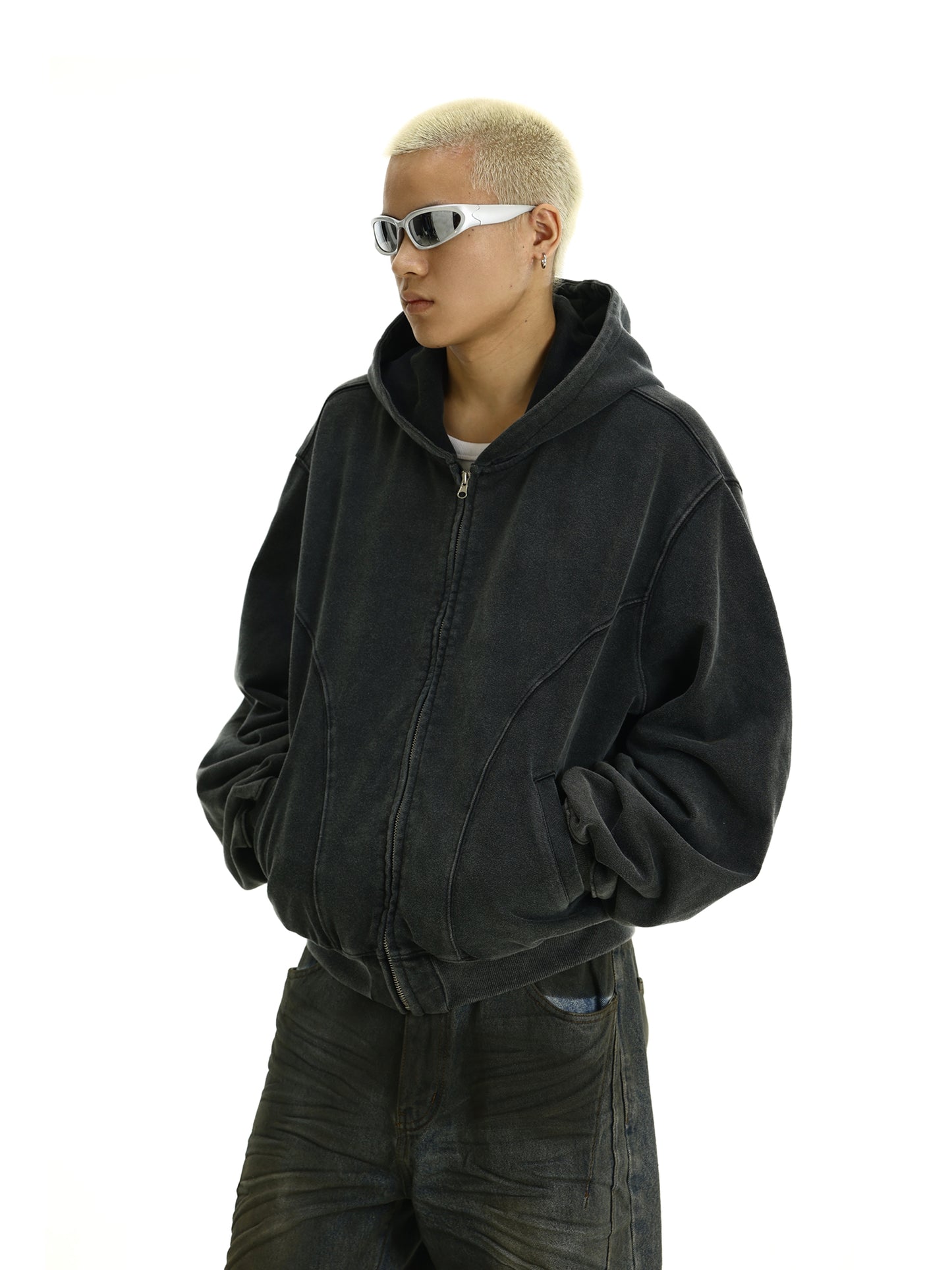 VINTAGE DISTRESSED ZIPPED HOODIE