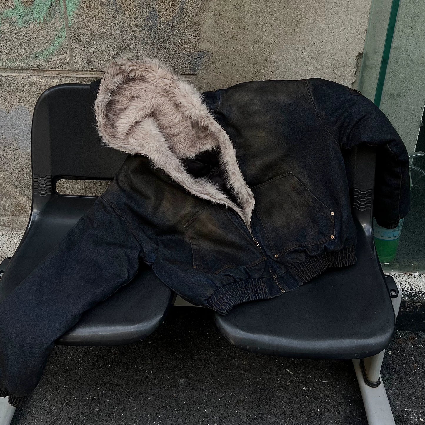 WASHED DENIM FUR HOODED JACKET