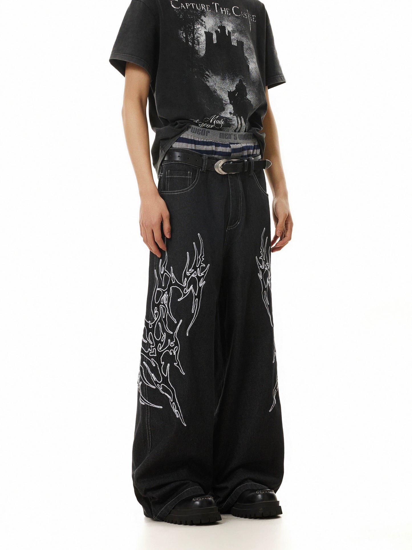 FIRE PATTERN EMBROIDERY BAGGY DENIM