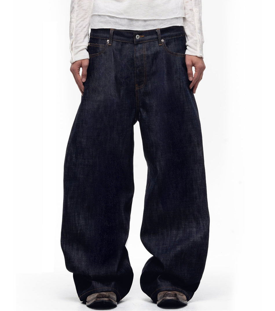 STRUCTIAL LINE SILHOUETTE DENIM PANTS