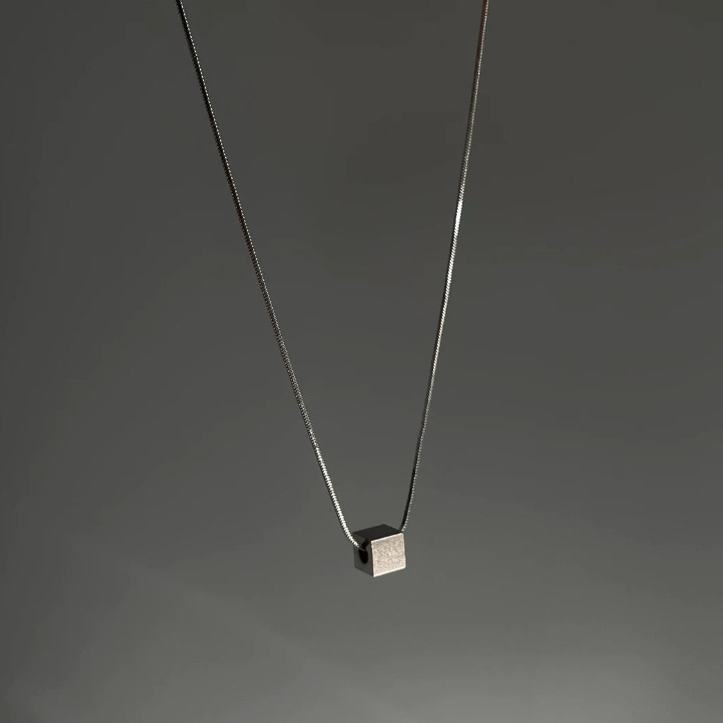 CUBE PENDANT NECKLACE