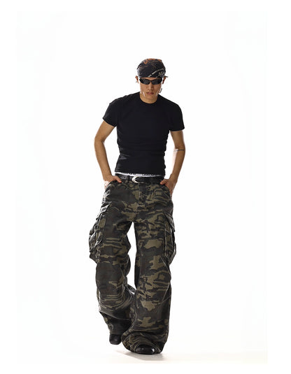 RETRO CAMOUFLAGE CARGO PANTS