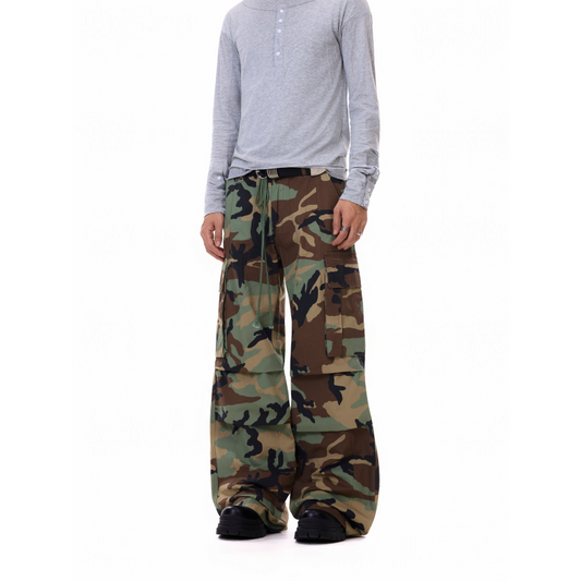 BAGGY CAMO PARACHUTE CARGO PANTS