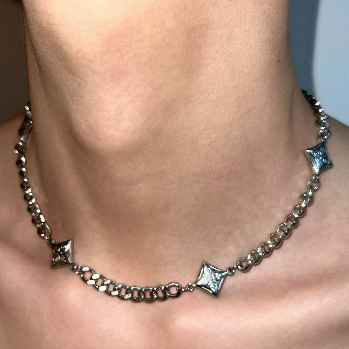 PYRAMID CHAIN NECKLACE