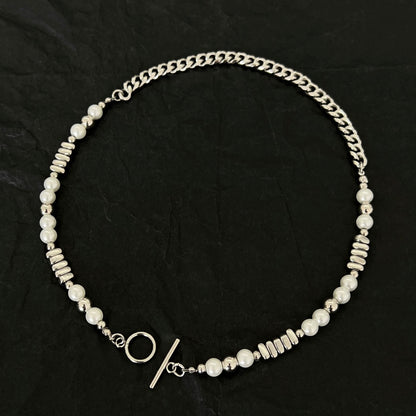 TOGGLE PEARL NECKLACE