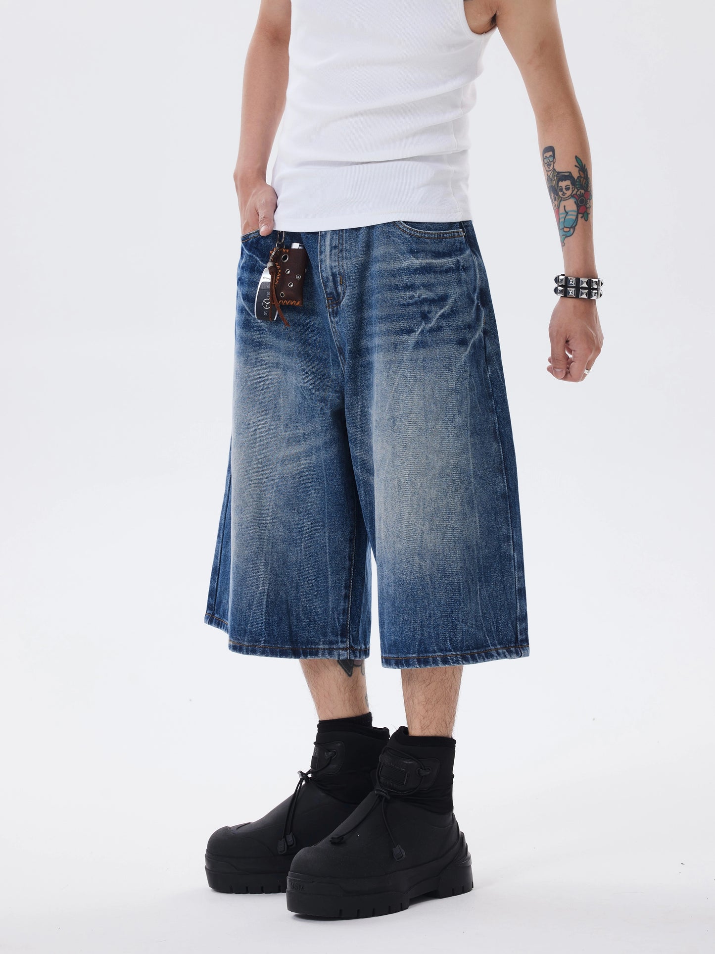 RETRO RIPPLE WSHED DENIM SHORTS