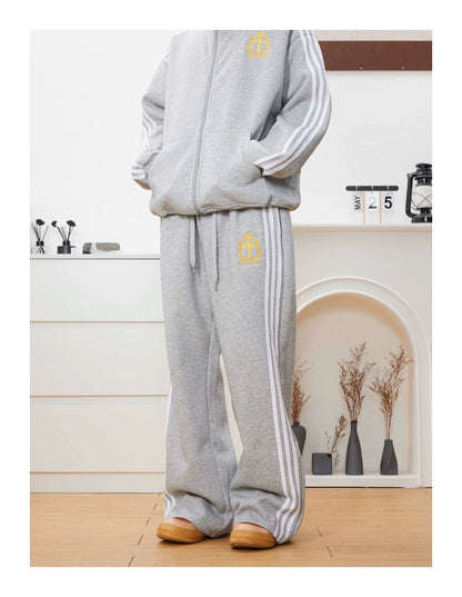 EMBROIDERY STRIPE ZIPPED HOODIE & SWEAT PANTS