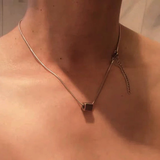 CUBE PENDANT NECKLACE