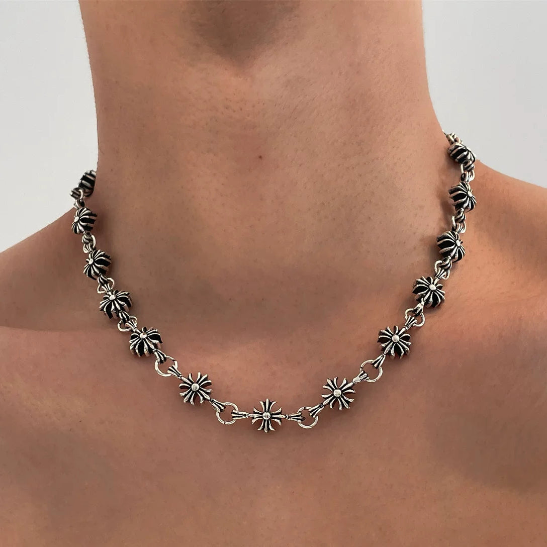 GOTHIC FLOWER NECKLACE