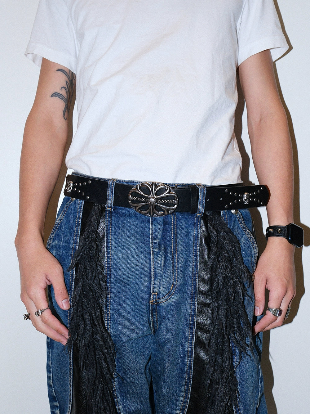 VINTAGE CROSS ICON TUDDED BELT