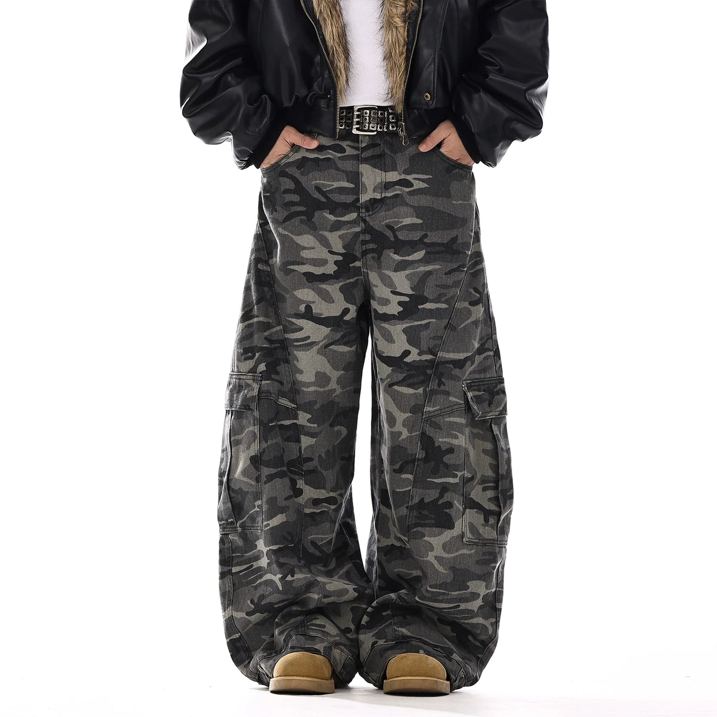 CAMO BAGGY CARGO PANTS