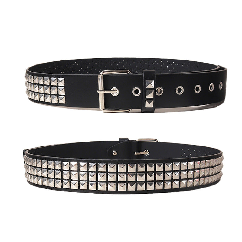 STUDDED PYRAMID LEATHER BELT