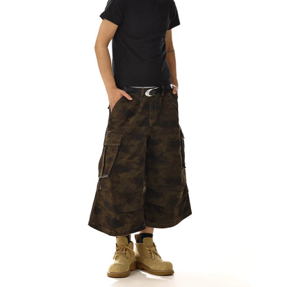 CAMO WIDE CARGO SHORTS