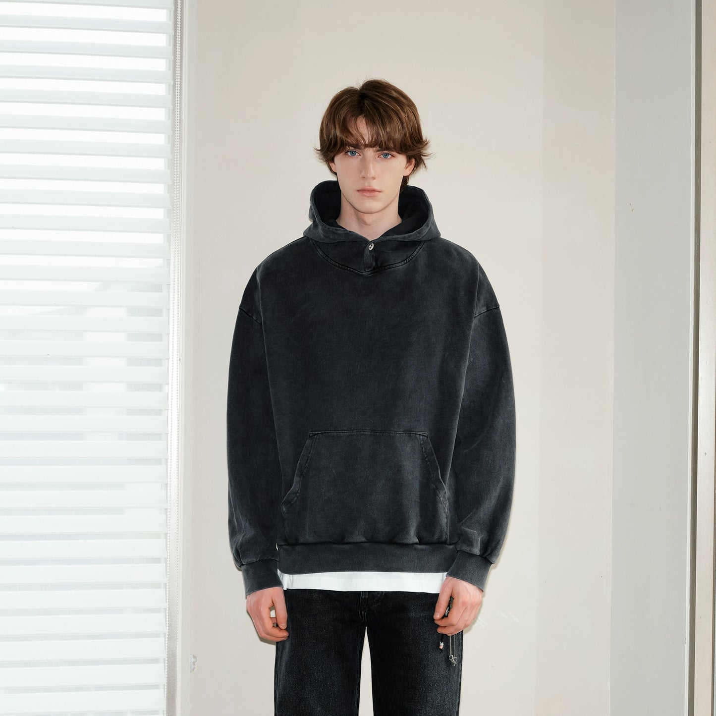 WASHED HOODED BOTTON SWEATSHIRT