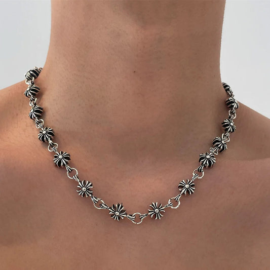 GOTHIC FLOWER NECKLACE